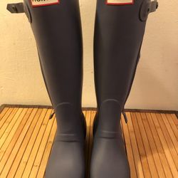 Original Tall Slim Side Zipper Winter/ Rain Boots Sz: US 5