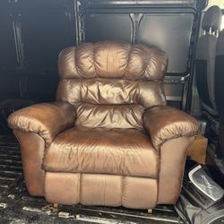 Authentic Lazy Boy Chair / Recliner 