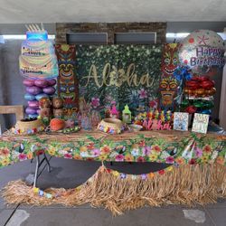 Luau decor 