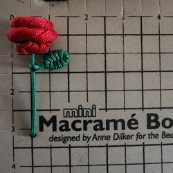 Paracord Rose 