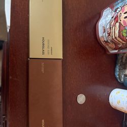 2 Hourglass Palettes 50$ Each Or 2 For 80$