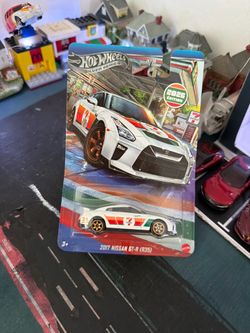 7/11 hot wheels Nissan Gtr r35