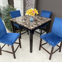 Beautiful Blue Counter Height Table Set With 4 Matching Chairs