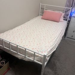 Twin Size Bed 