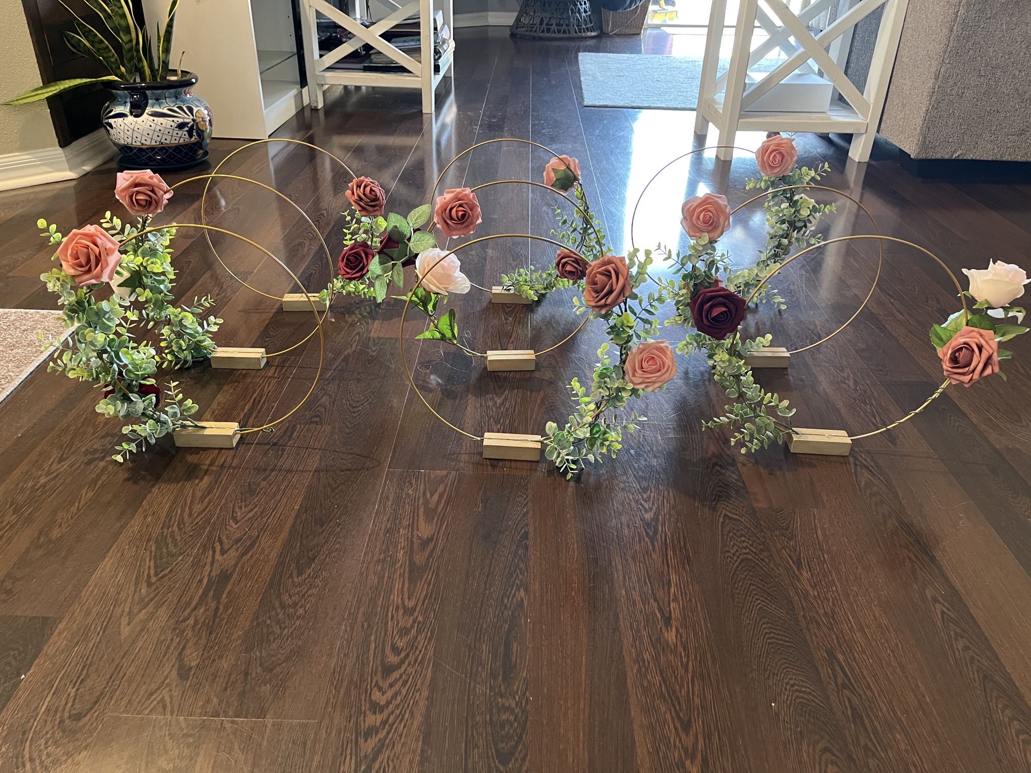 Burgundy Pink And Gold Centerpieces