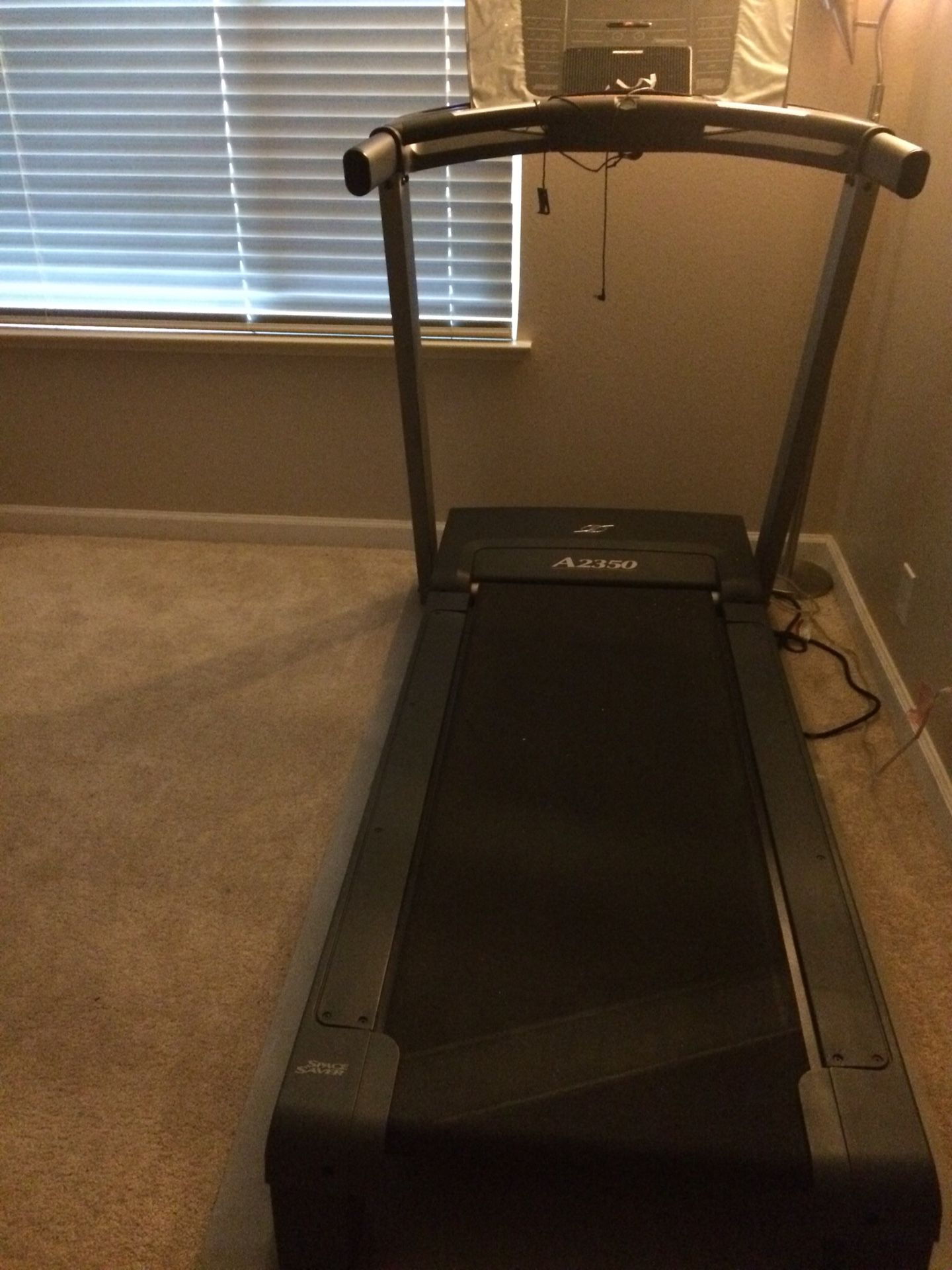 Treadmill (NordicTrack) A2350 - foldable space saver