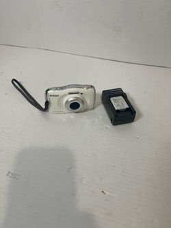 Nikon COOLPIX W150 13.2MP WiFi Waterproof White Digital Camera