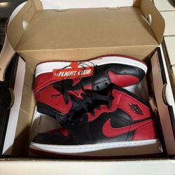 Kids Jordan  Retro 1 Mid Banned  Size 5 1/2
