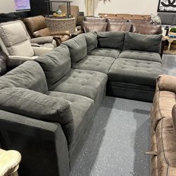 Thomasville Tisdale Fabric Sofa Sectional with Storage Ottoman 1738