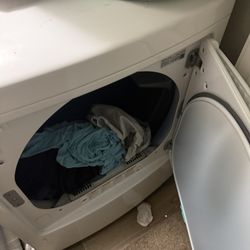 LG Washer/ Dryer