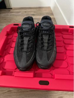 Men’s Nike Air Max size 9 Black