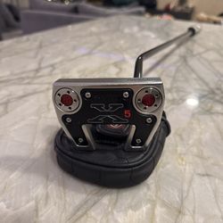 Scotty Cameron Futura X5 Putter 35" with super super stoke grip in black shaft 