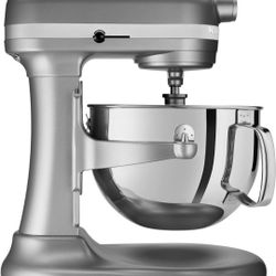KitchenAid Pro 600 6 QT Bowl Lift Stand Mixer With Flex Edge. Contour Silver $400