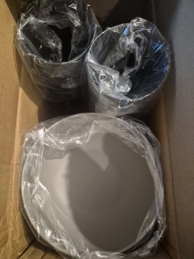 12 Bowls And 12 Cups Total 24 Pieces New 