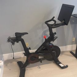 Peloton Bike - Perfect Condition