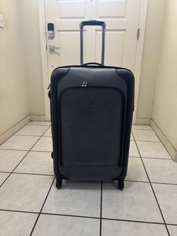 Samsonite soft-sided spinner suitcase