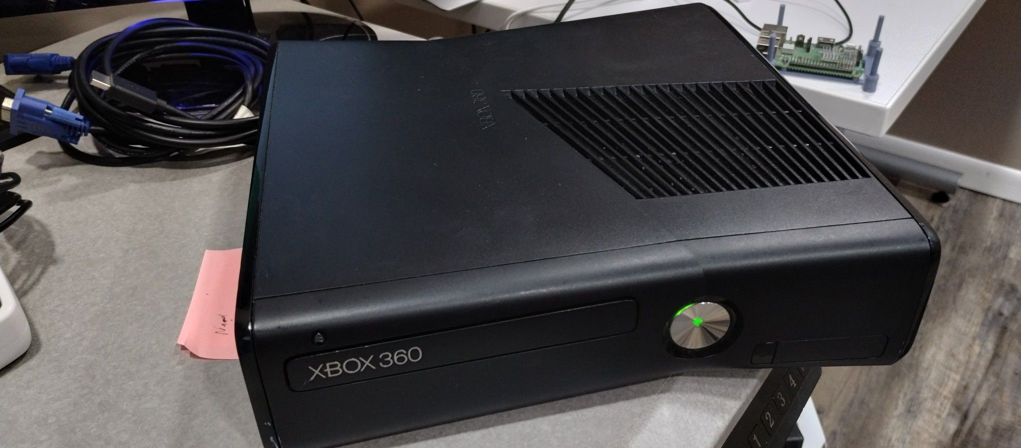 Xbox 360 Slim 240GB - RGH - Trinity - Instaboot
