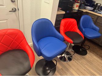 Set of 4 Swivel Bar Stools