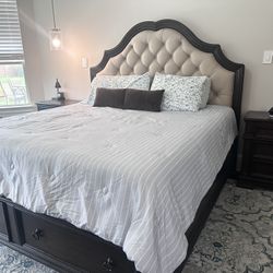 King Size Bedroom Set For Sale