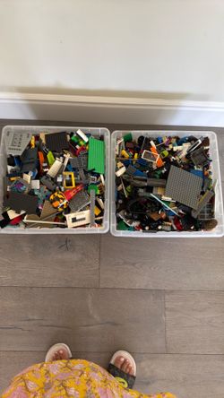 Legos - random pieces