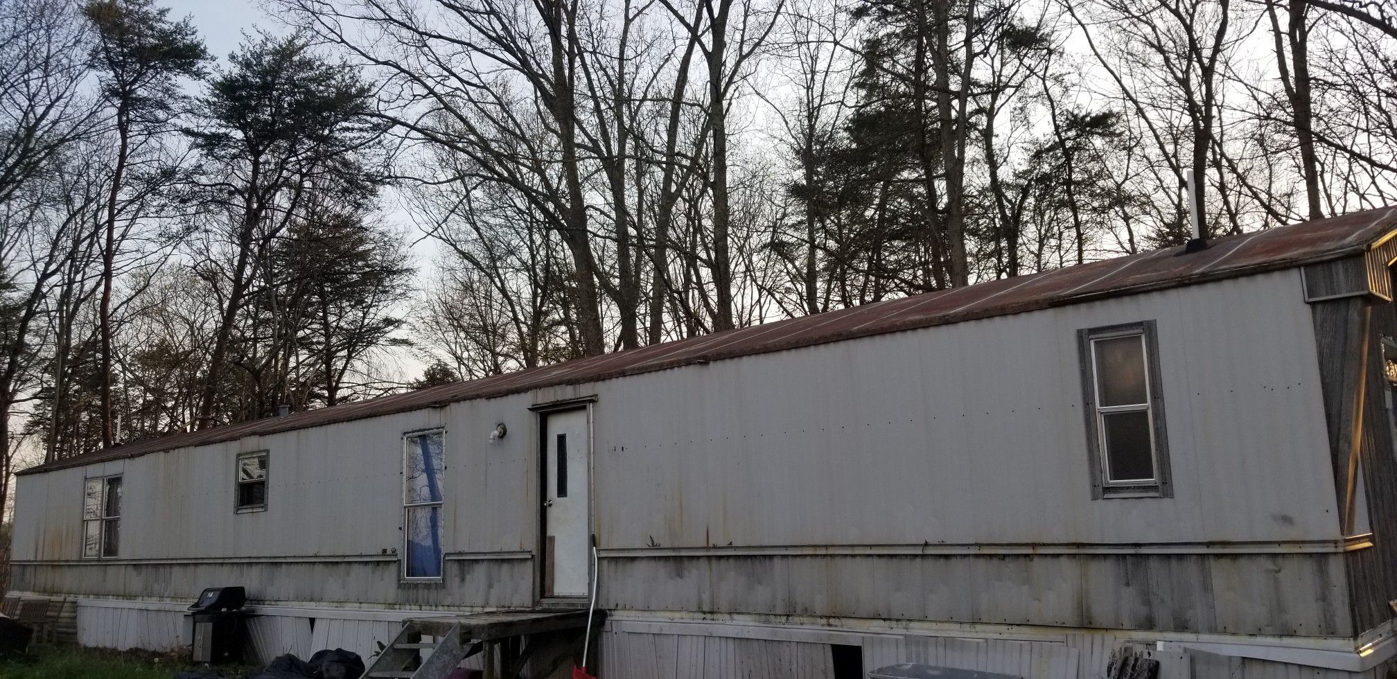 Free trailer house