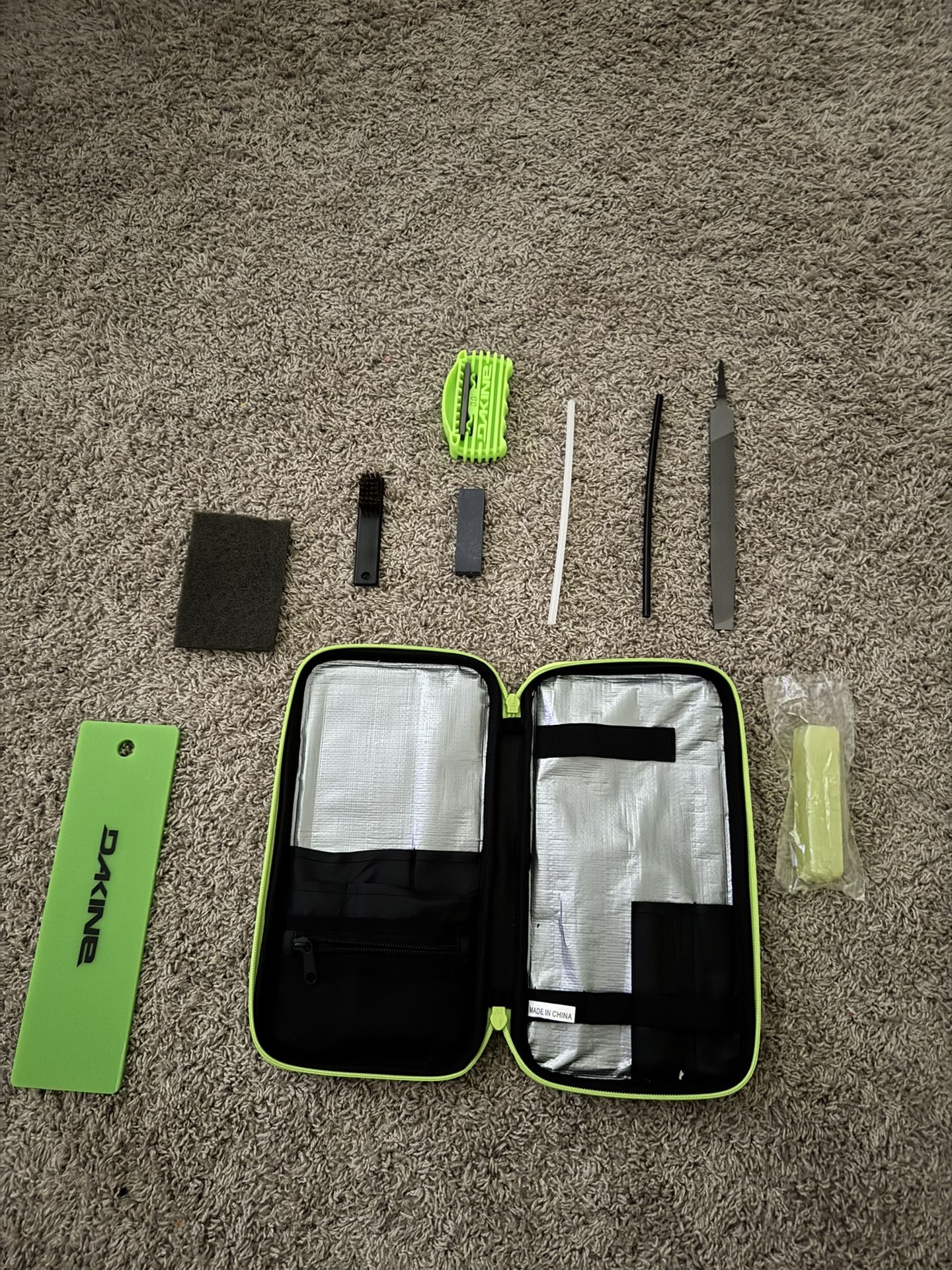 Snowboarding Tune/wax Kit 