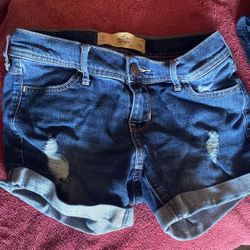 Hollister Shorts Size 0 W 24