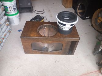 Sub with custom ported box