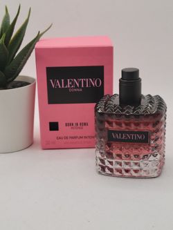 Valentino
 
Donna Born in Roma Intense Eau de Parfum

1 fl ⭐️