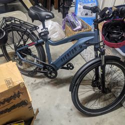 Like New--Aventon Level 2 E-Bike: 25+ MPH, 60 Mile Range!