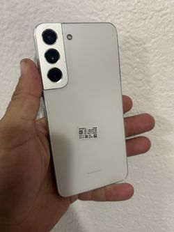 Galaxy s22 128gb white color unlocked for all carrier