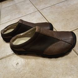 Keen Women's Slip-on Shoes Size 8