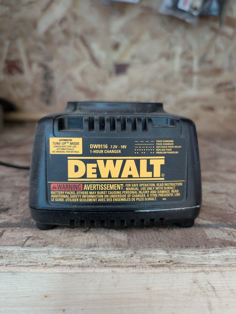 DeWalt Charger