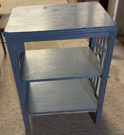 Vintage SeaGreen Painted Wood End Table