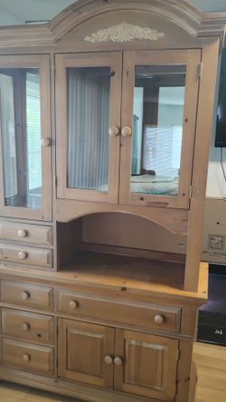 Solid wood China cabinet