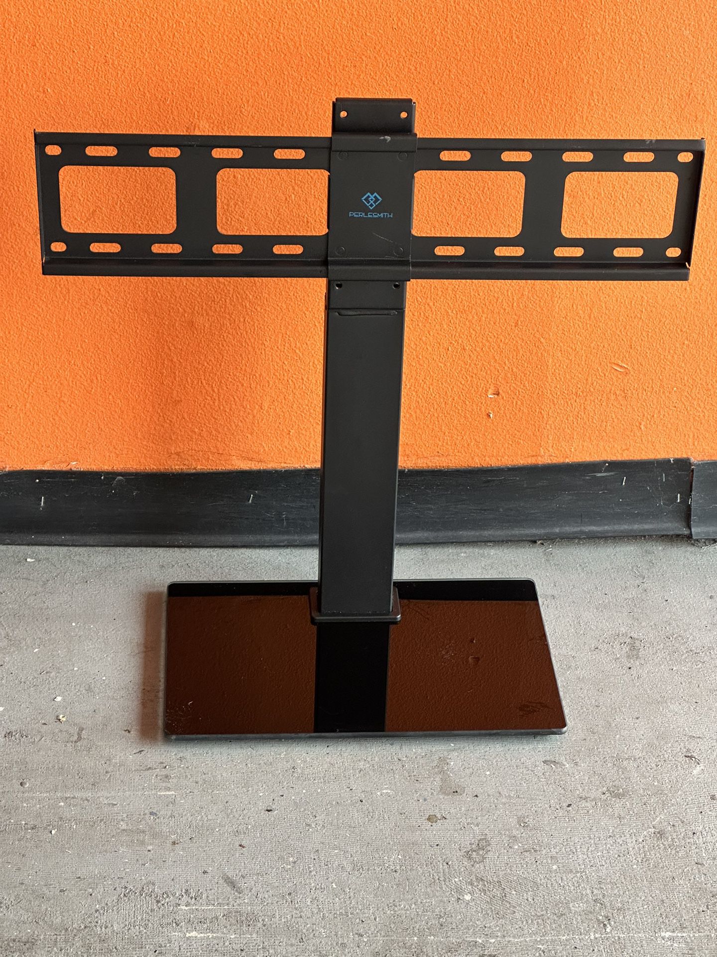 TV STAND With Mounting And Screws