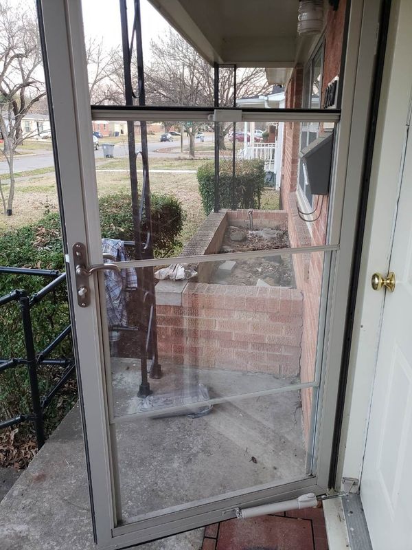 Andersen storm door 36x80 with retractable screen for Sale in Dallas
