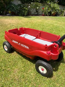 Radio Flyer Red Plastic Wagon