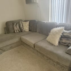 Gray Sectional Sofa with Chaise