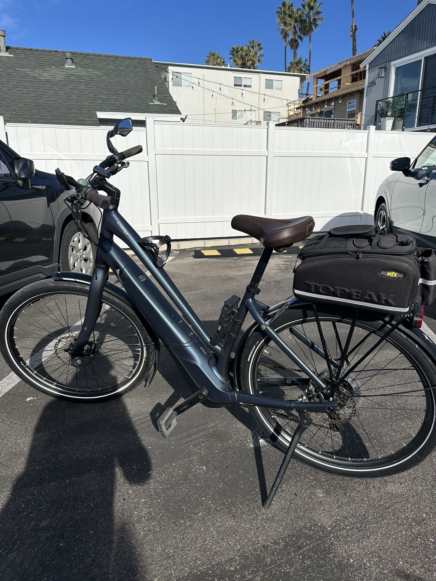 Specialized 2020 Como 5.0 Low Entry 650B size Large Electric Bike