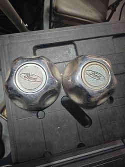 93-97 FORD RANGER OEM CENTER CAPS