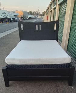 FULL BED FRAME WITH BOX AND MATTRESS