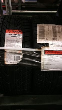 225/40/zr18