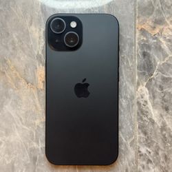 iPhone 15 - 128GB - UNLOCKED