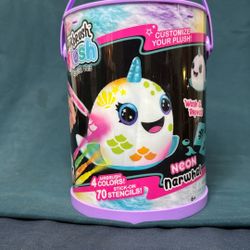 Plush Airbrush Color & Stencils 