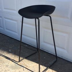 New Single Black Bar Chair
