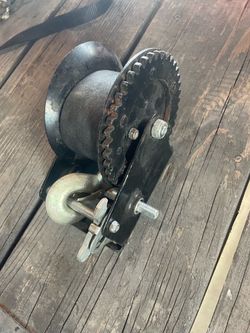 Manual winch