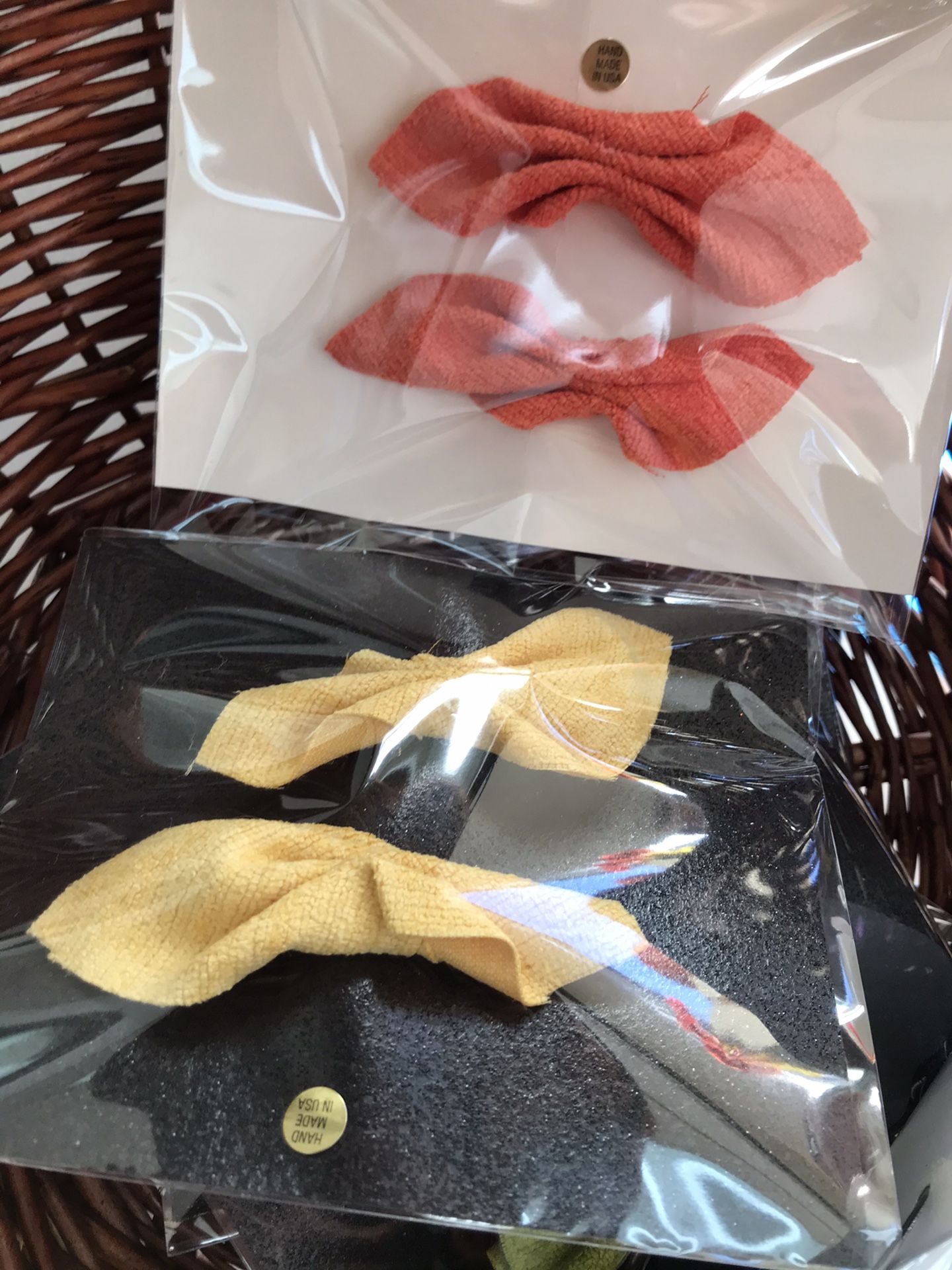 Hair Bows Also Can Be Used For Pets