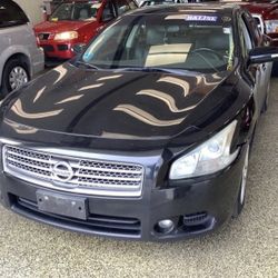 2011 NISSAN MAXIMA SL SUPER CLEAN GREEN LIGHT