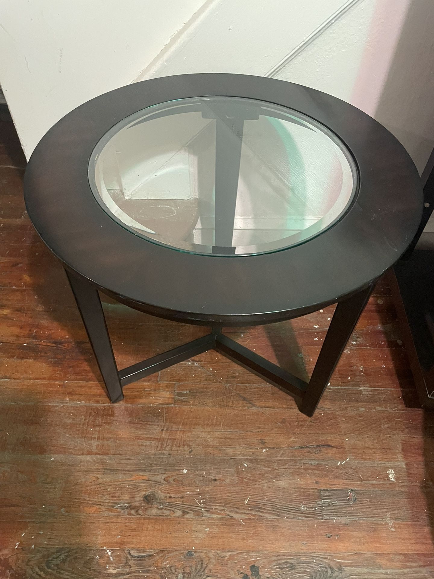 Circular End Tables For Sale